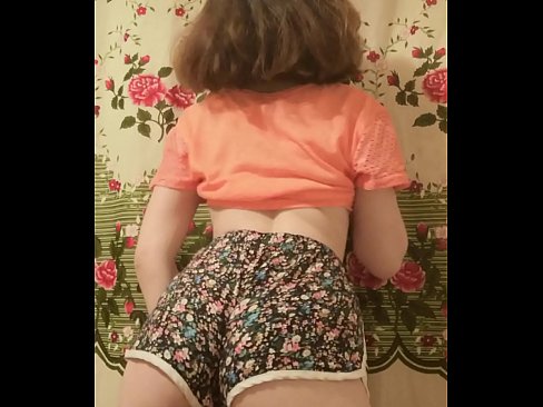 ❤️ Sexi mladá kočka si vyzlieka šortky pred kamerou ❤️ Porno video na sk.high-pass.ru ❌❤