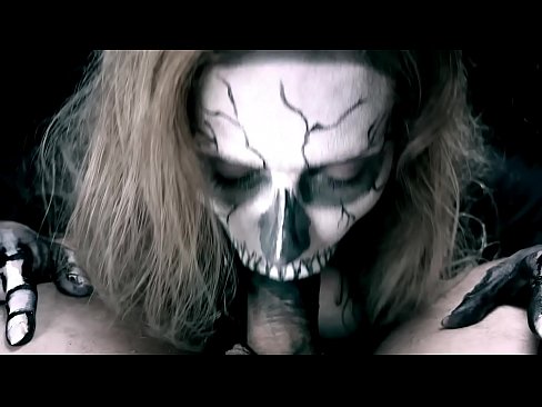 ❤️ Démonické dievča fajčí kokot svojimi čiernymi ústami a prehĺta semeno. ❤️ Porno video na sk.high-pass.ru ❌❤