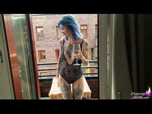 ❤️ Obrovské dievča fajčí s hltom a vášnivo šuká pod holým nebom ❤️ Porno video na sk.high-pass.ru ❌❤