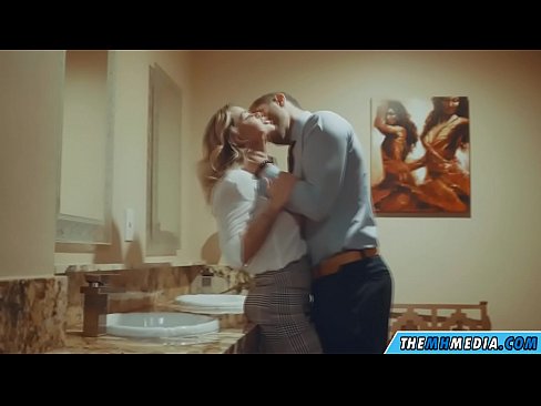 ❤️ Keď vás prsnatá blondínka zvádza na verejných toaletách ❤️ Porno video na sk.high-pass.ru ❌❤